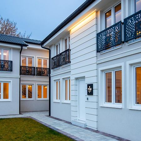 Garni Hotel Royal Crown Subotica Dış mekan fotoğraf