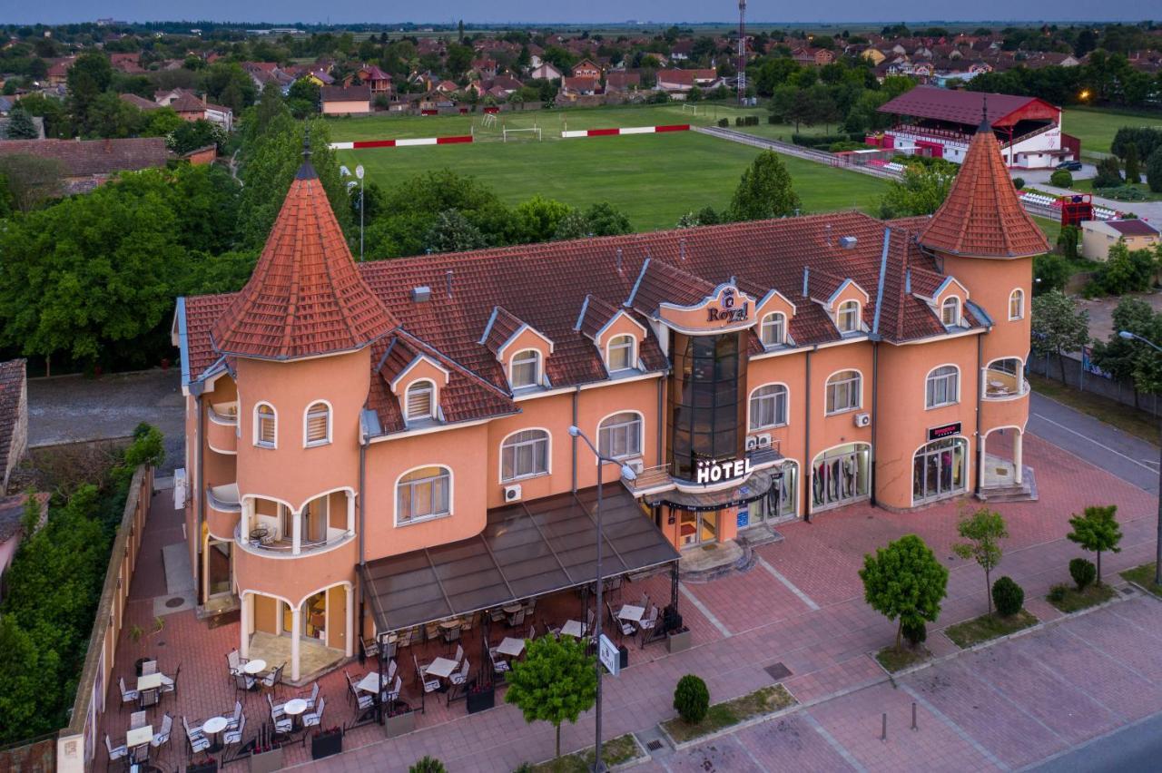 Garni Hotel Royal Crown Subotica Dış mekan fotoğraf