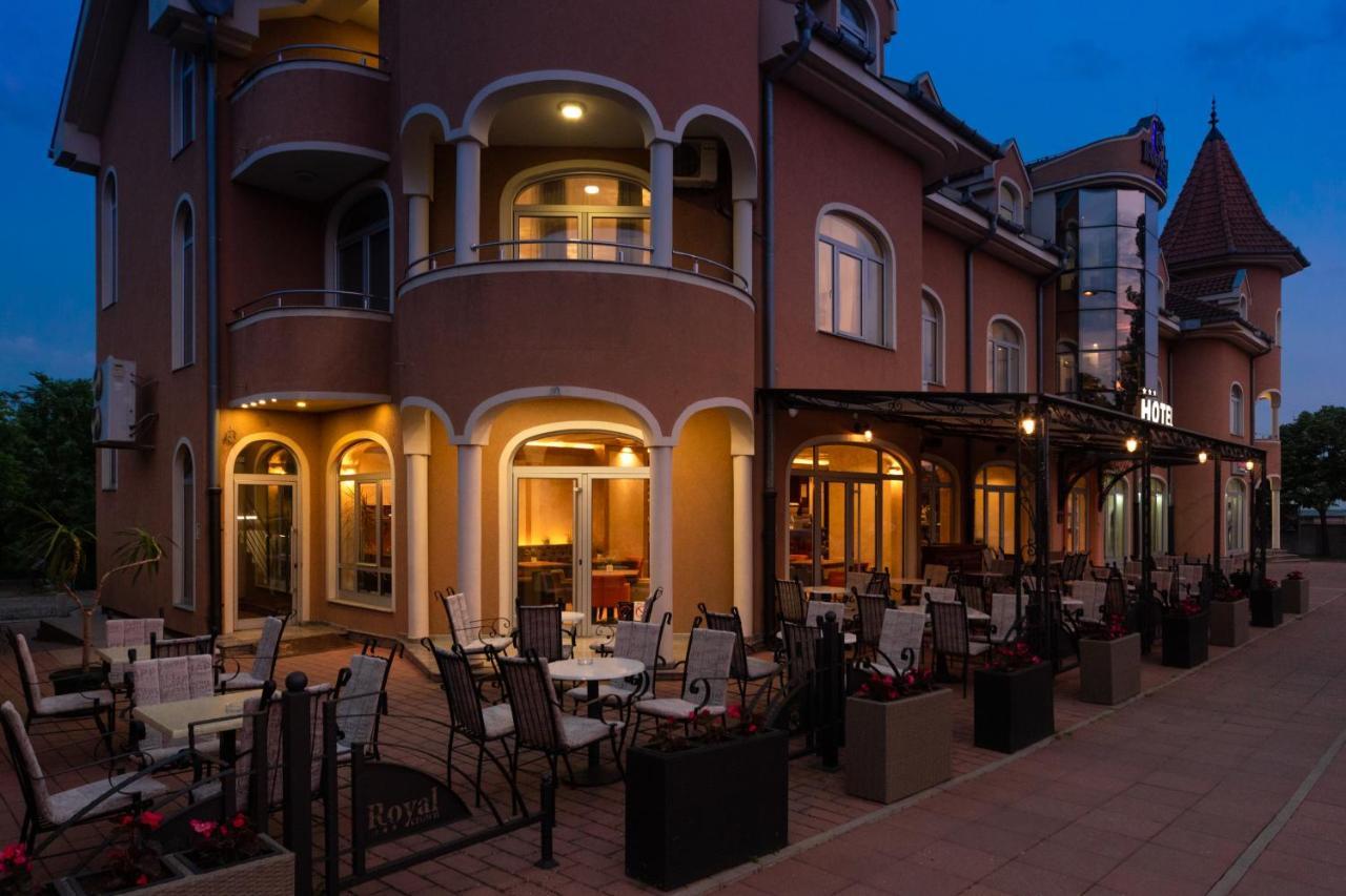 Garni Hotel Royal Crown Subotica Dış mekan fotoğraf