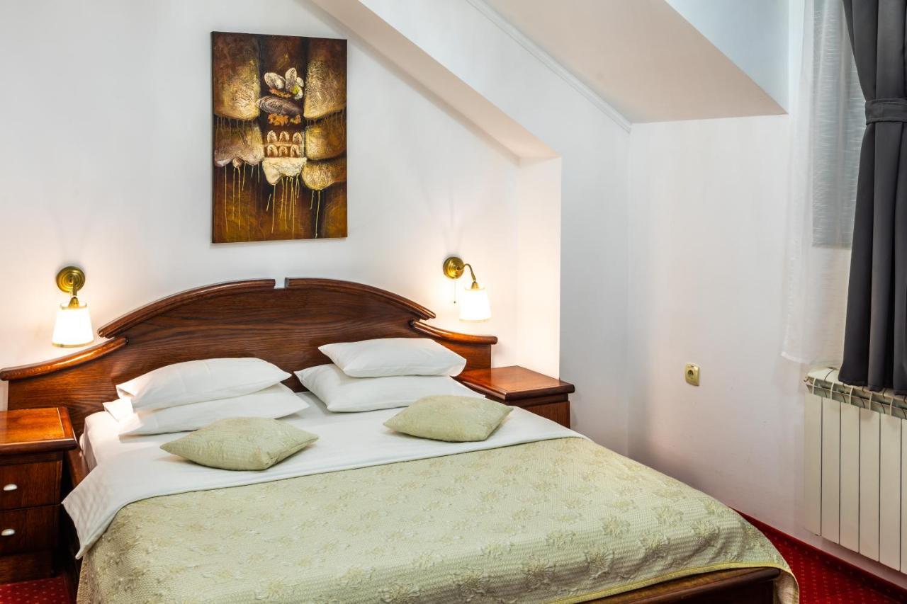 Garni Hotel Royal Crown Subotica Dış mekan fotoğraf