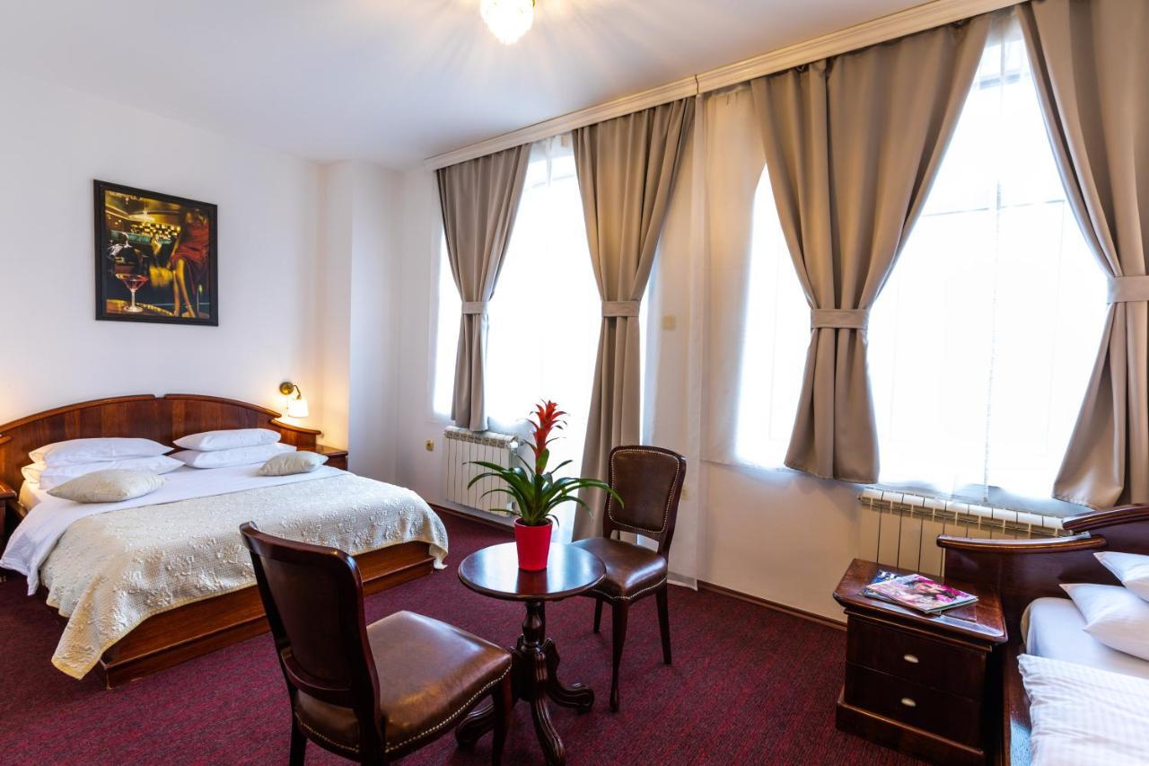 Garni Hotel Royal Crown Subotica Dış mekan fotoğraf