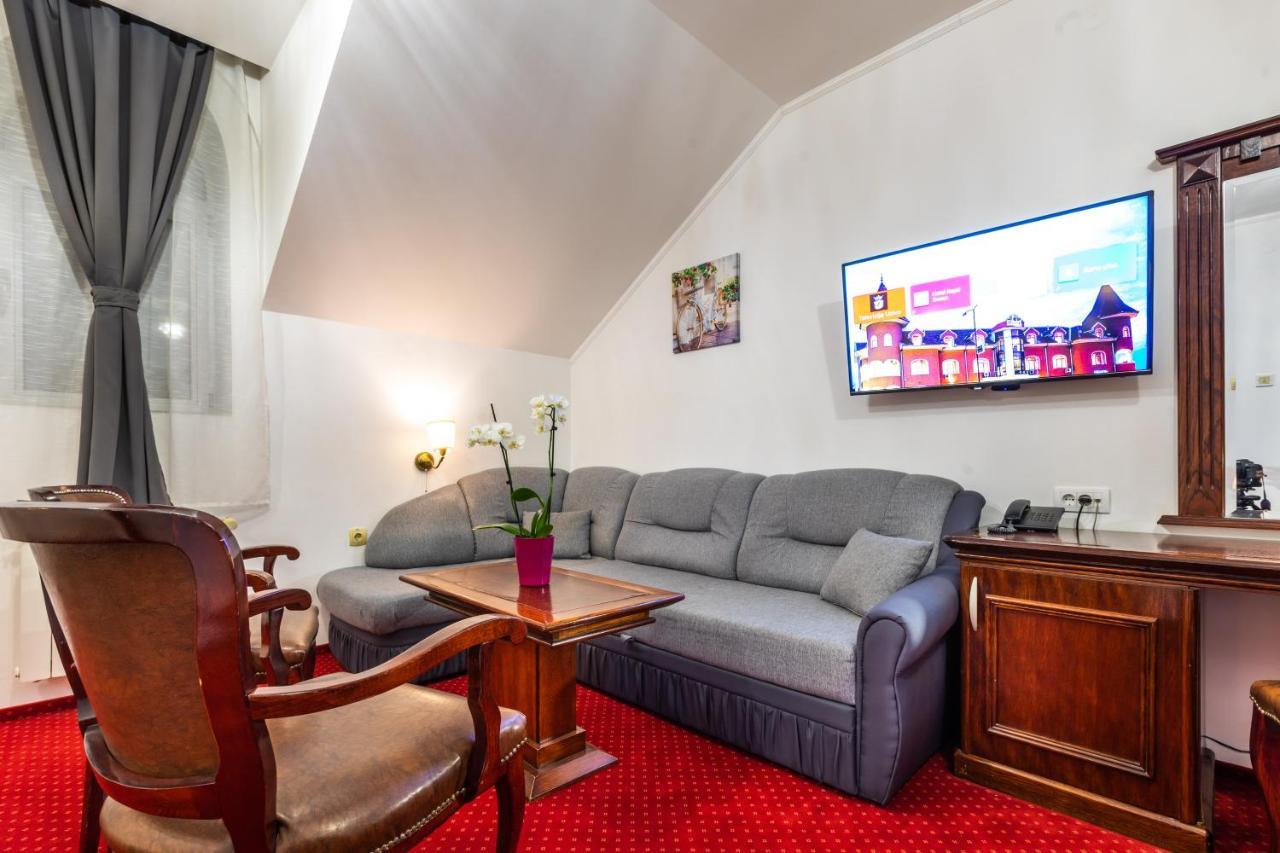 Garni Hotel Royal Crown Subotica Dış mekan fotoğraf