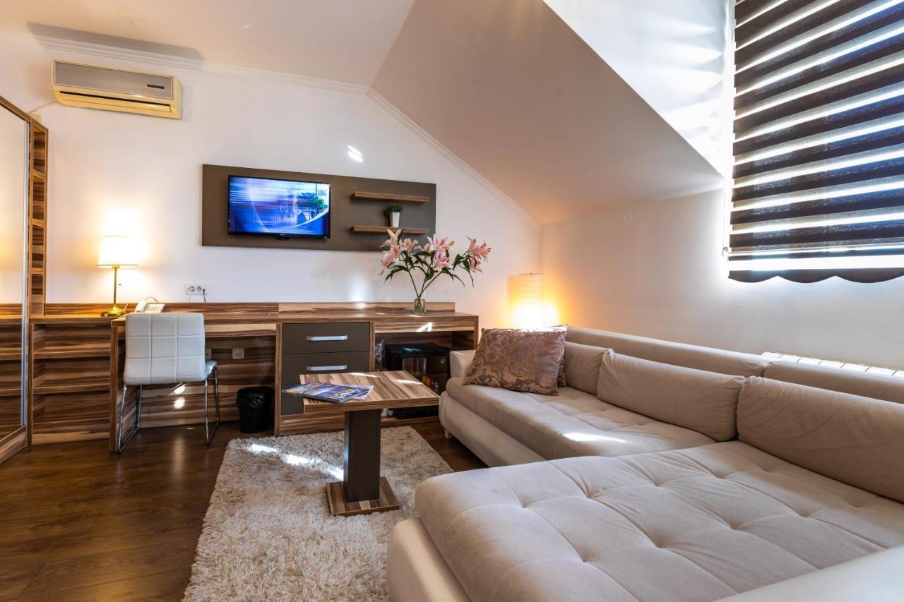 Garni Hotel Royal Crown Subotica Dış mekan fotoğraf