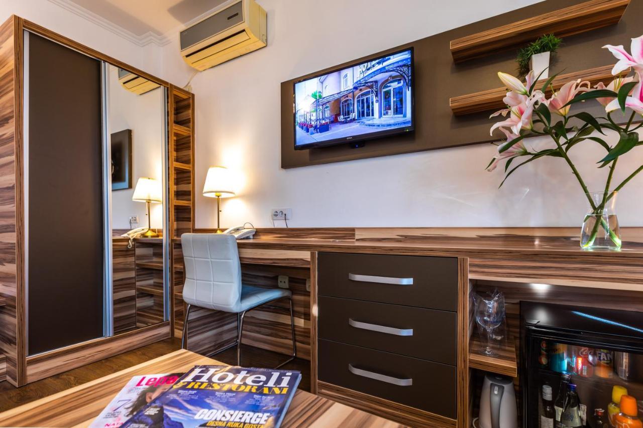 Garni Hotel Royal Crown Subotica Dış mekan fotoğraf
