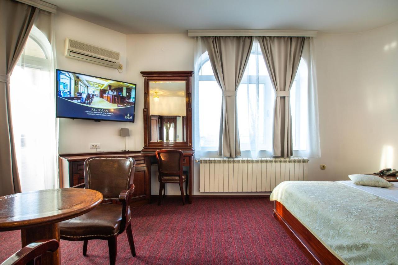 Garni Hotel Royal Crown Subotica Dış mekan fotoğraf