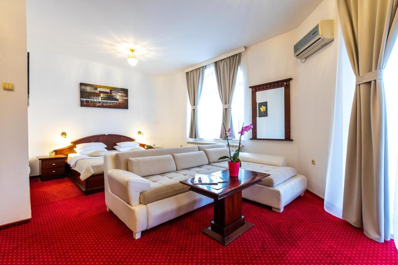 Garni Hotel Royal Crown Subotica Dış mekan fotoğraf