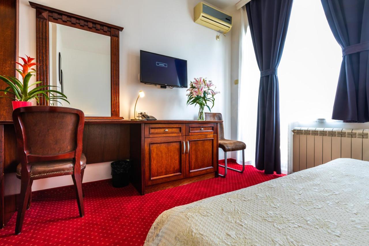 Garni Hotel Royal Crown Subotica Dış mekan fotoğraf