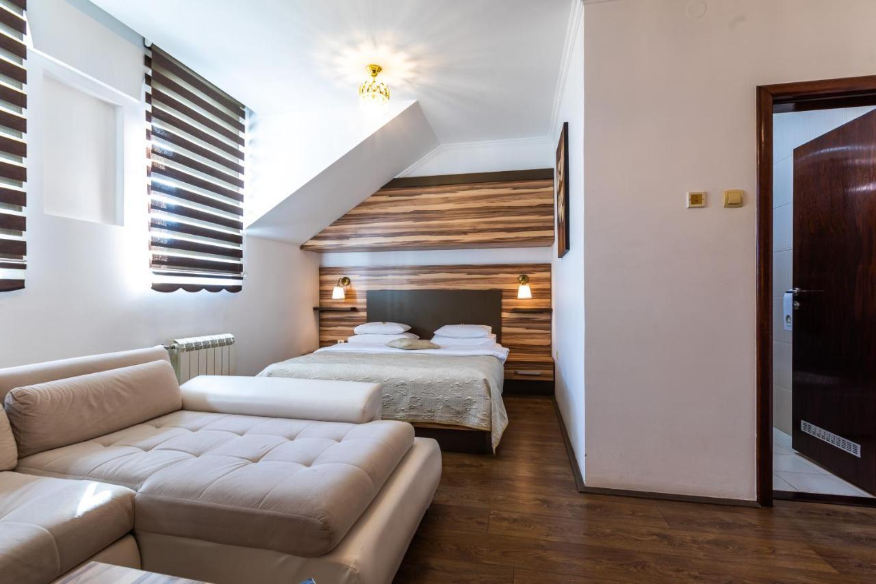 Garni Hotel Royal Crown Subotica Dış mekan fotoğraf